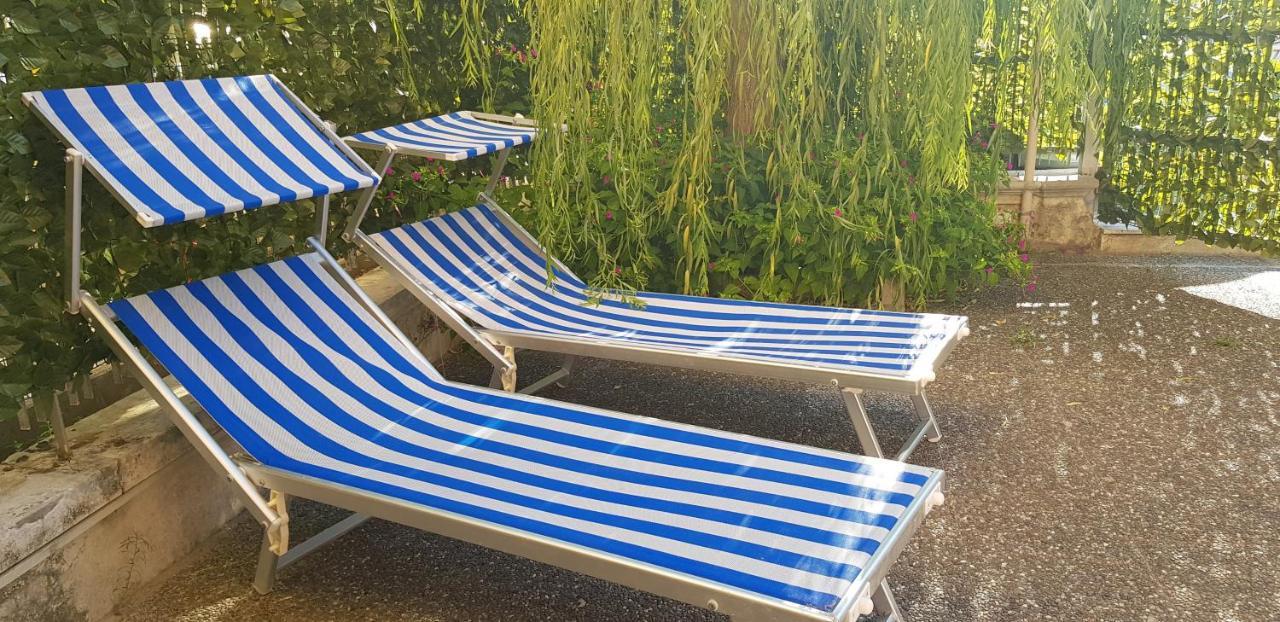 Appartamento Con Giardino Sul Mare ガリポリ エクステリア 写真