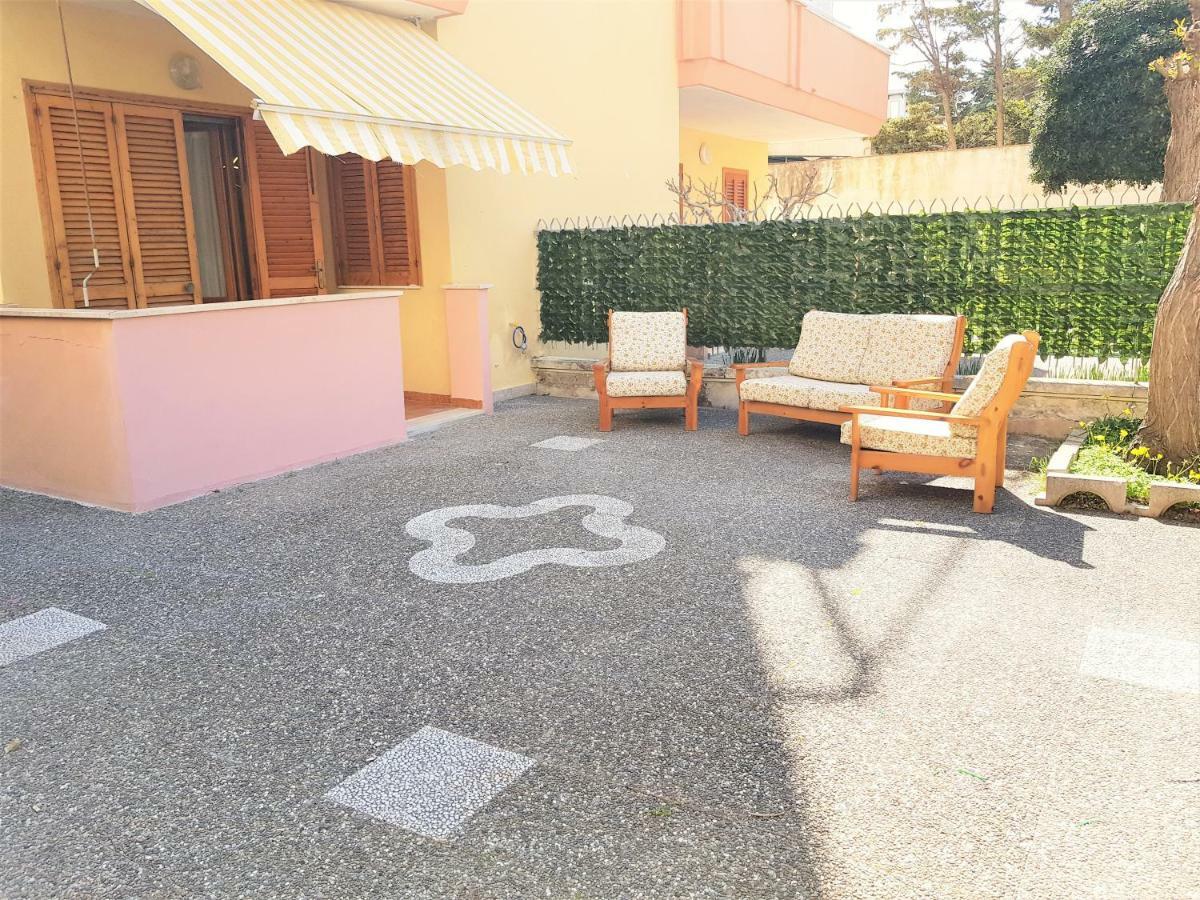 Appartamento Con Giardino Sul Mare ガリポリ エクステリア 写真